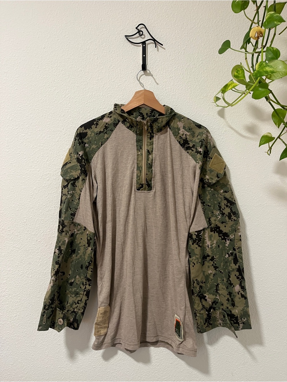 Men's Frog Camo Quarter Zip sz S-R